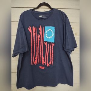 Levi's tshirt